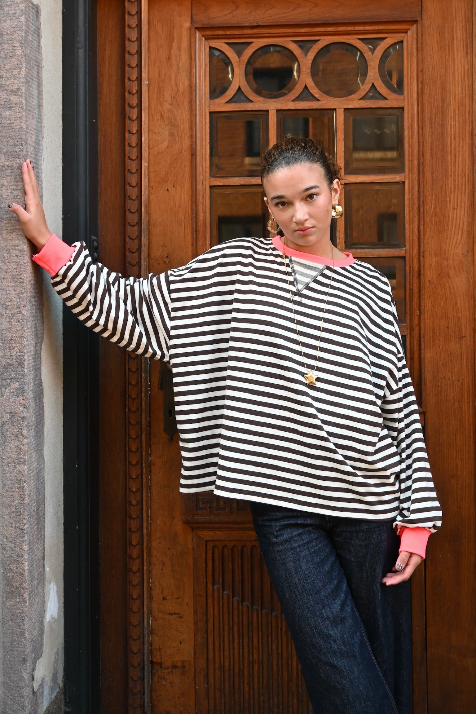 Lore-tshirt-longsleeve-striped-brown-white-fashiontiger-4