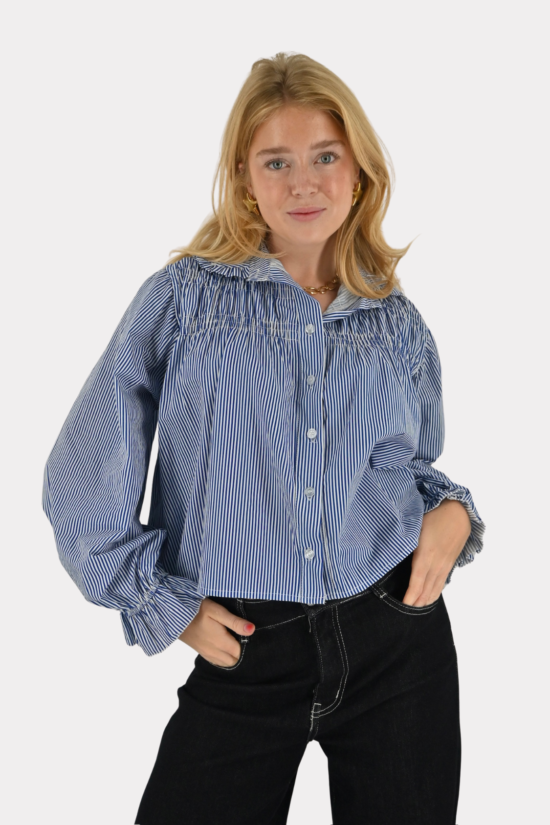 Elin-blouse-striped-navy-fashiontiger-1