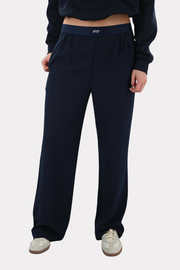 [photo_size]Lot is 1.74m lang en draagt maat S/M.[/photo_size]