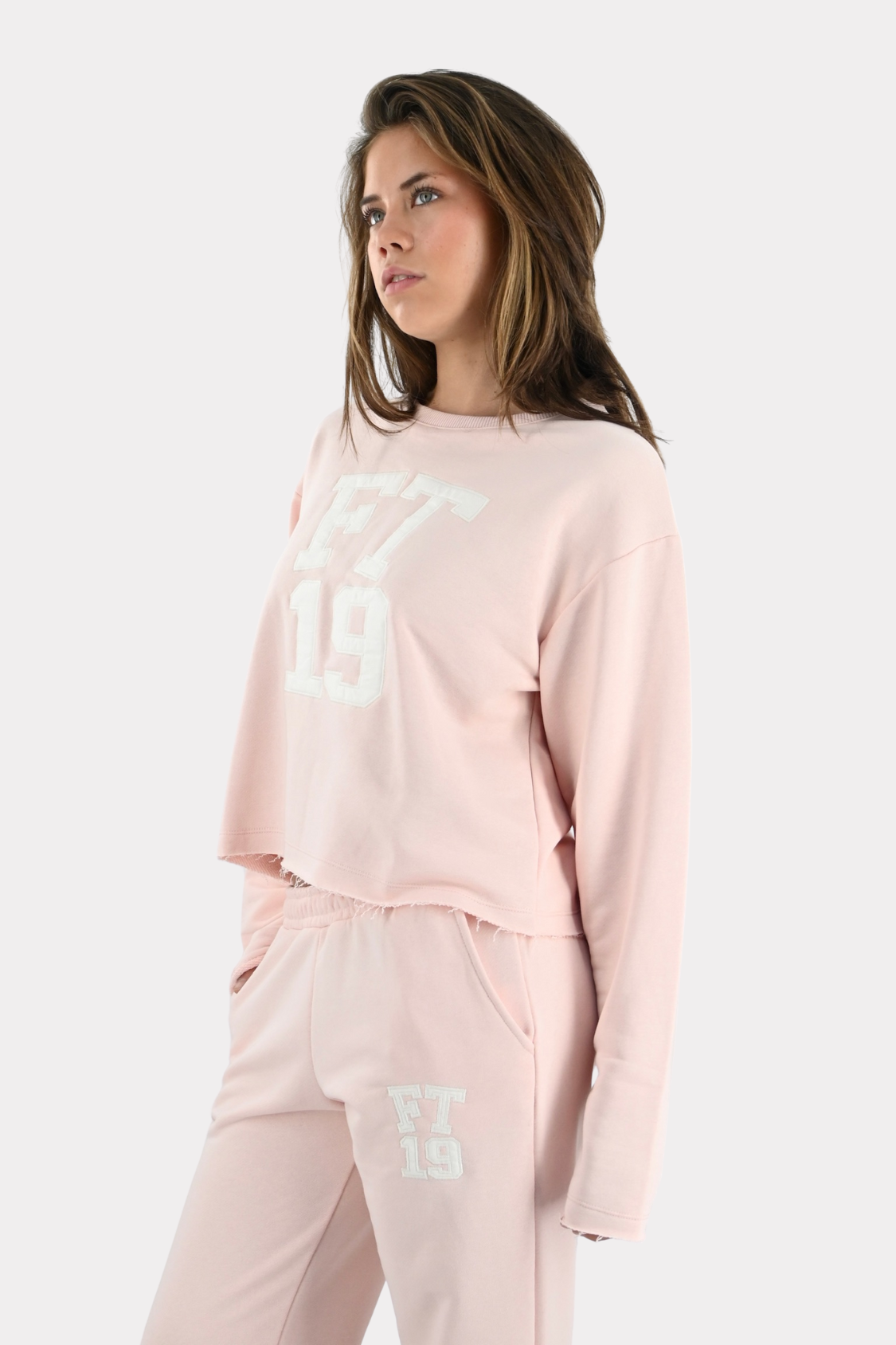 College-sweater-pink-5