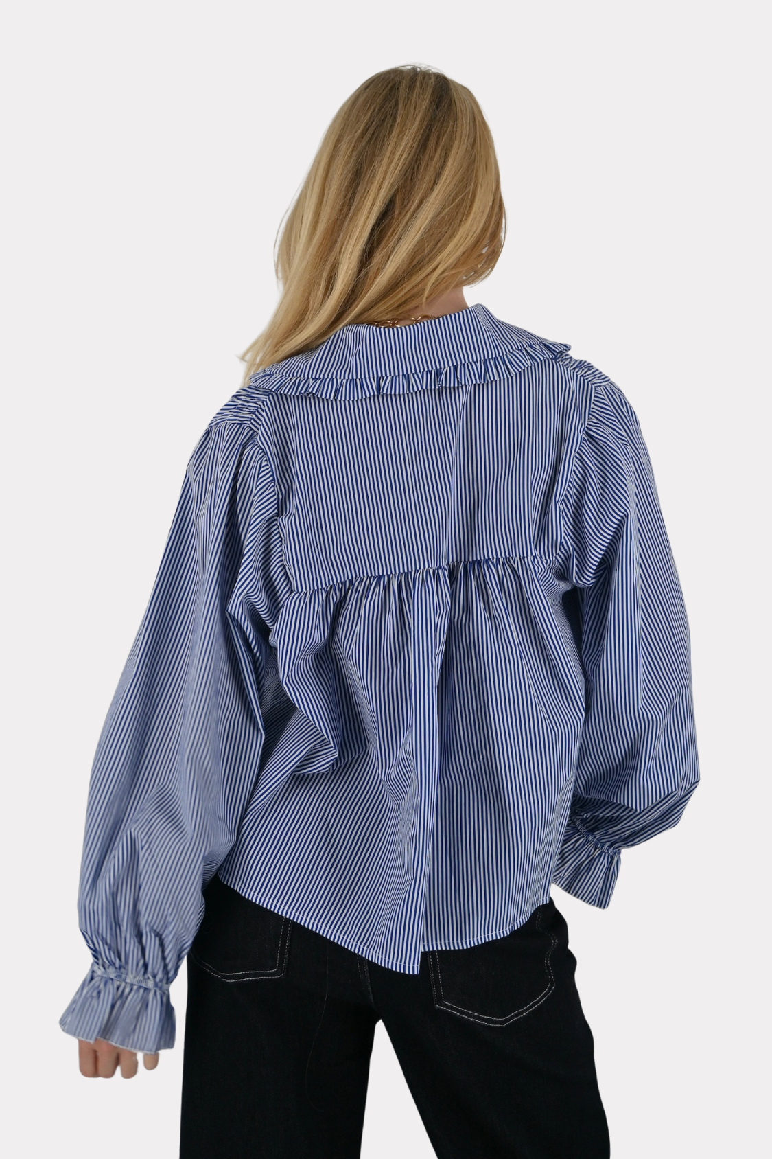 Elin-blouse-striped-navy-fashiontiger-3