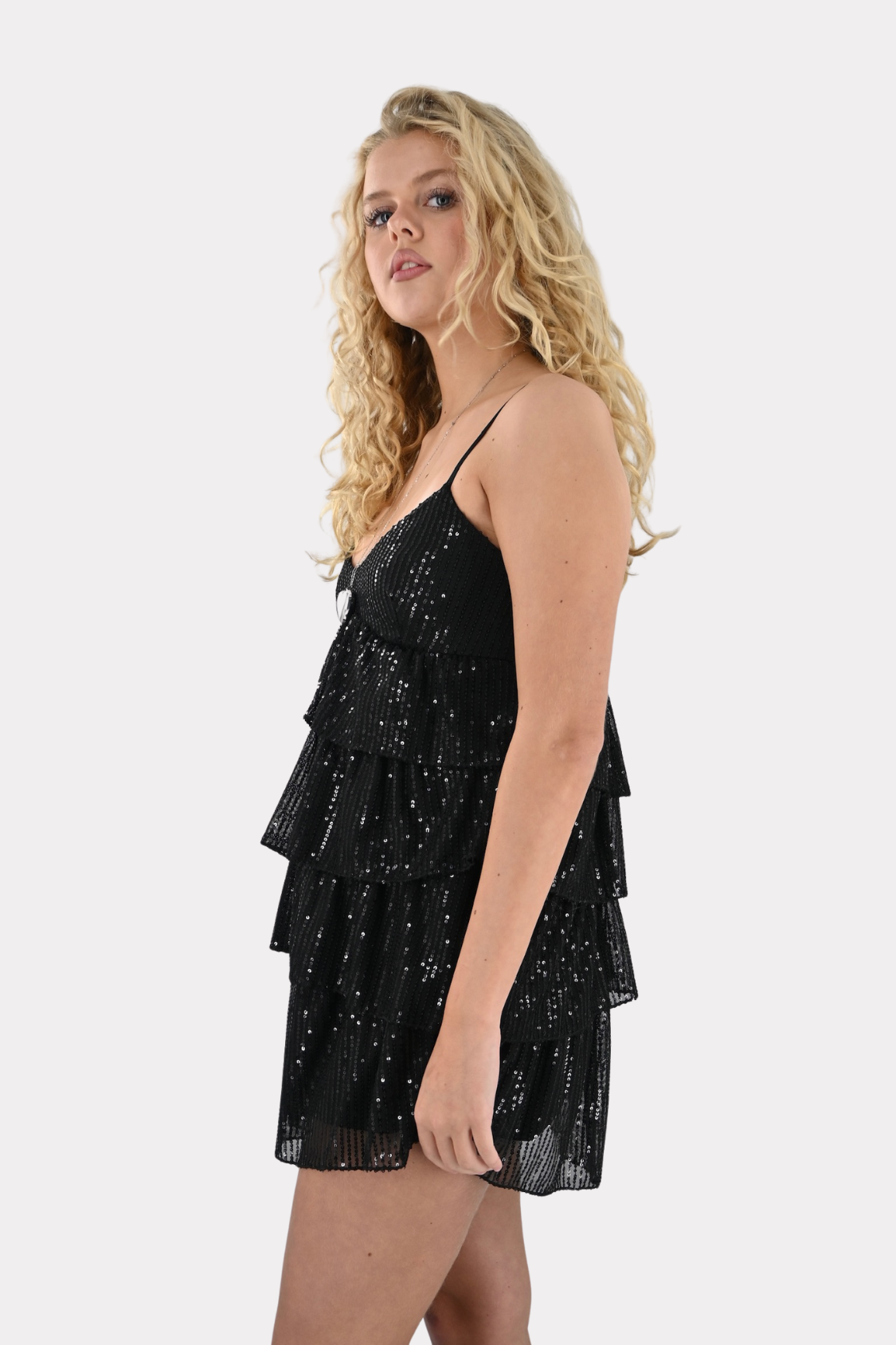 Champagne-sparkle-dress-black-fashiontiger-2