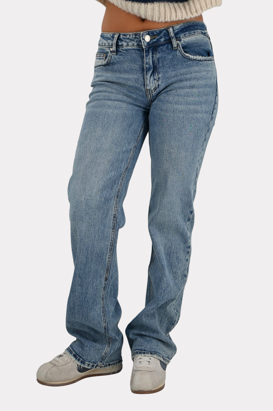 Alva-low-waist-jeans-blue-fashiontiger