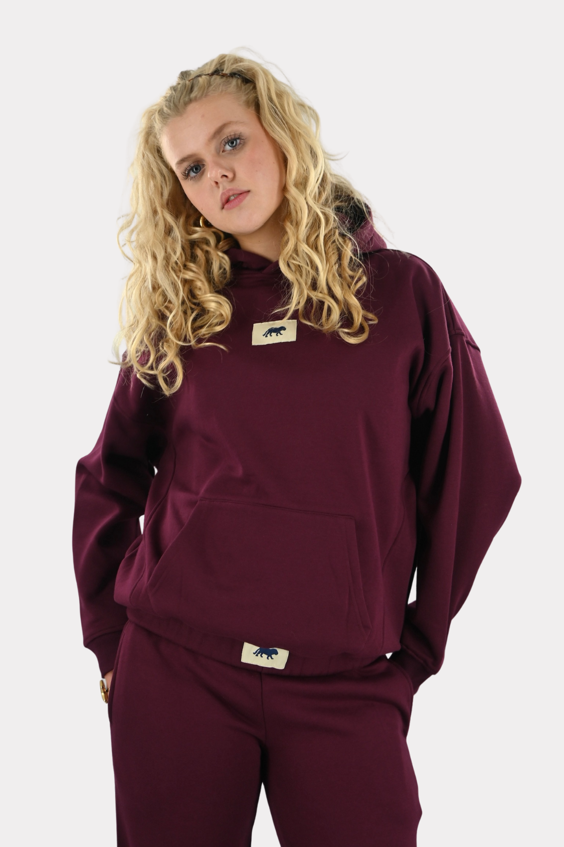 Tiger-star-lounge-hoodie-bordeaux-fashiontiger-