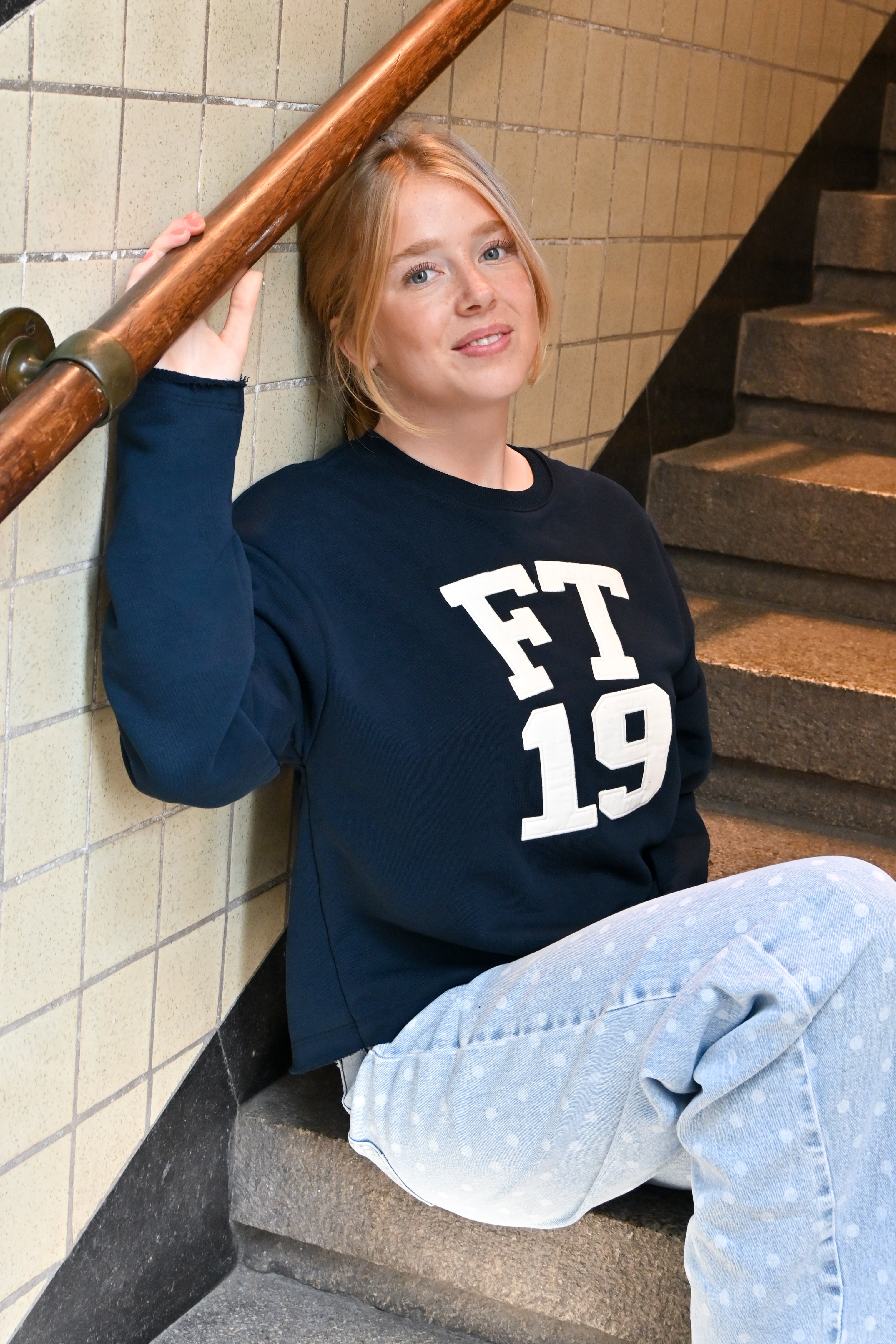 College top - navy