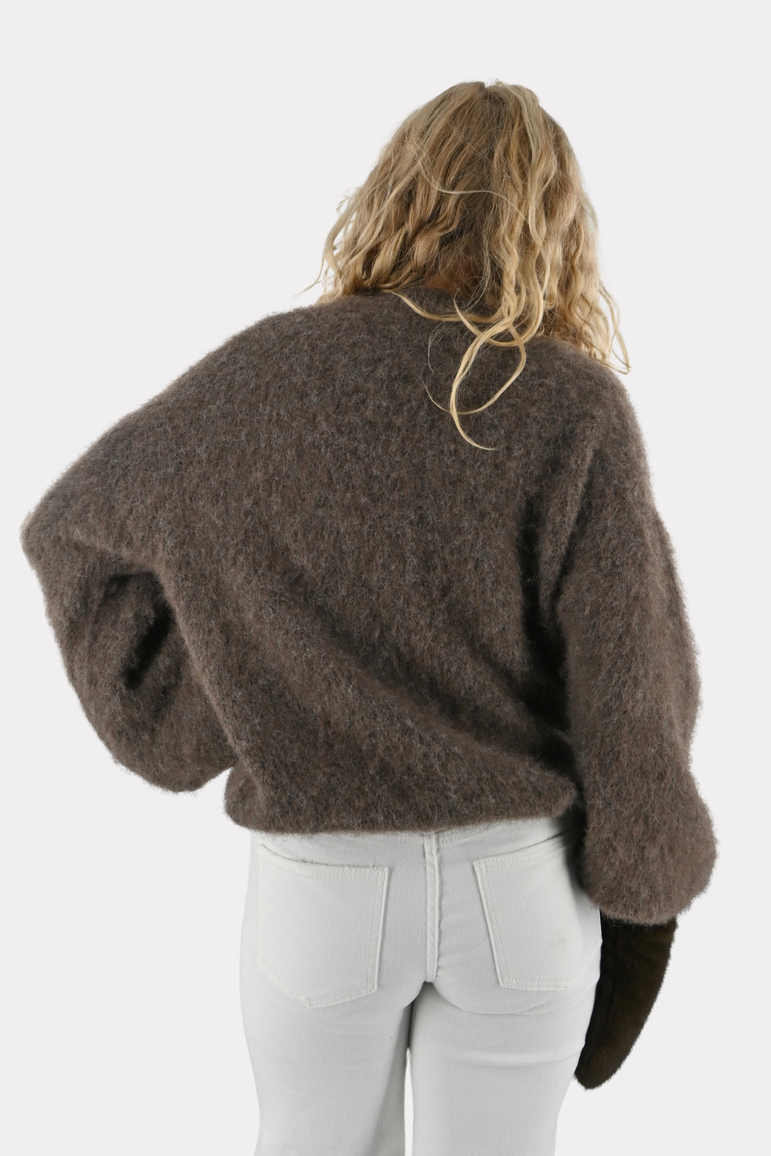 Faye-knit-taupe-fashiontiger-4