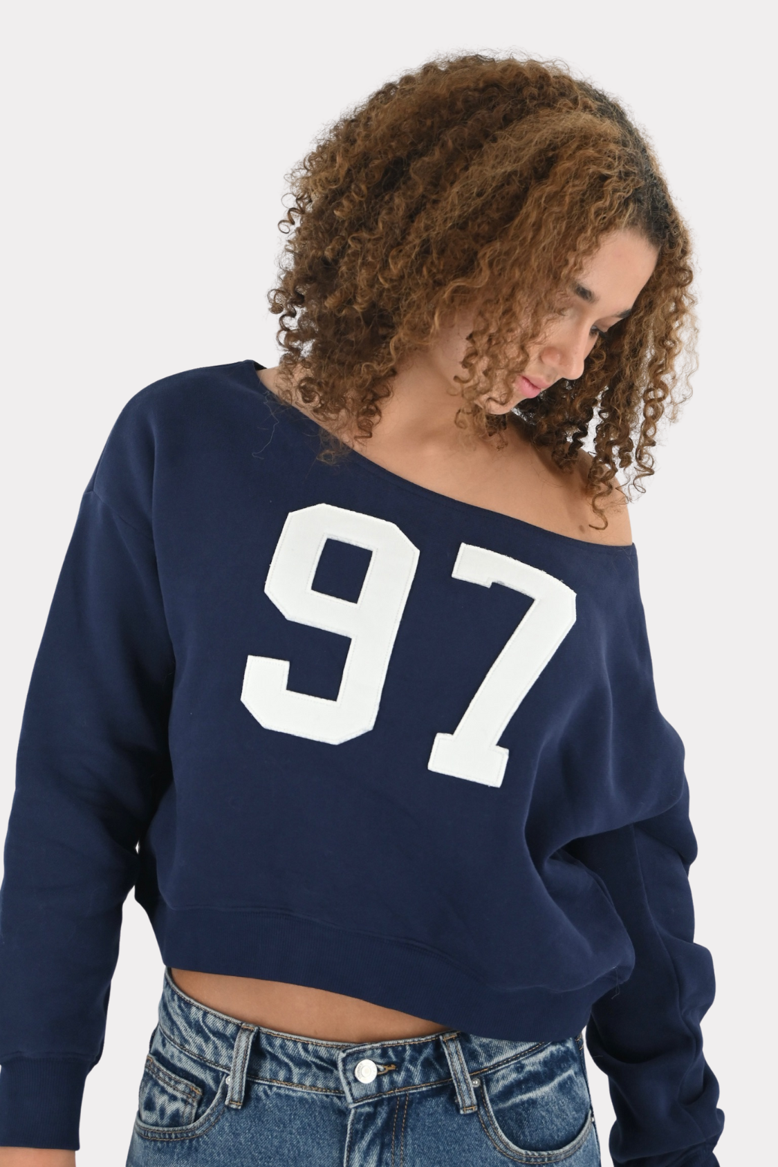 97-off-shoulder-sweater-navy-fashiontiger-2
