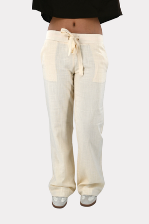 [photo_size]Roos mesure 1,70 m et porte une taille S/M.[/photo_size]