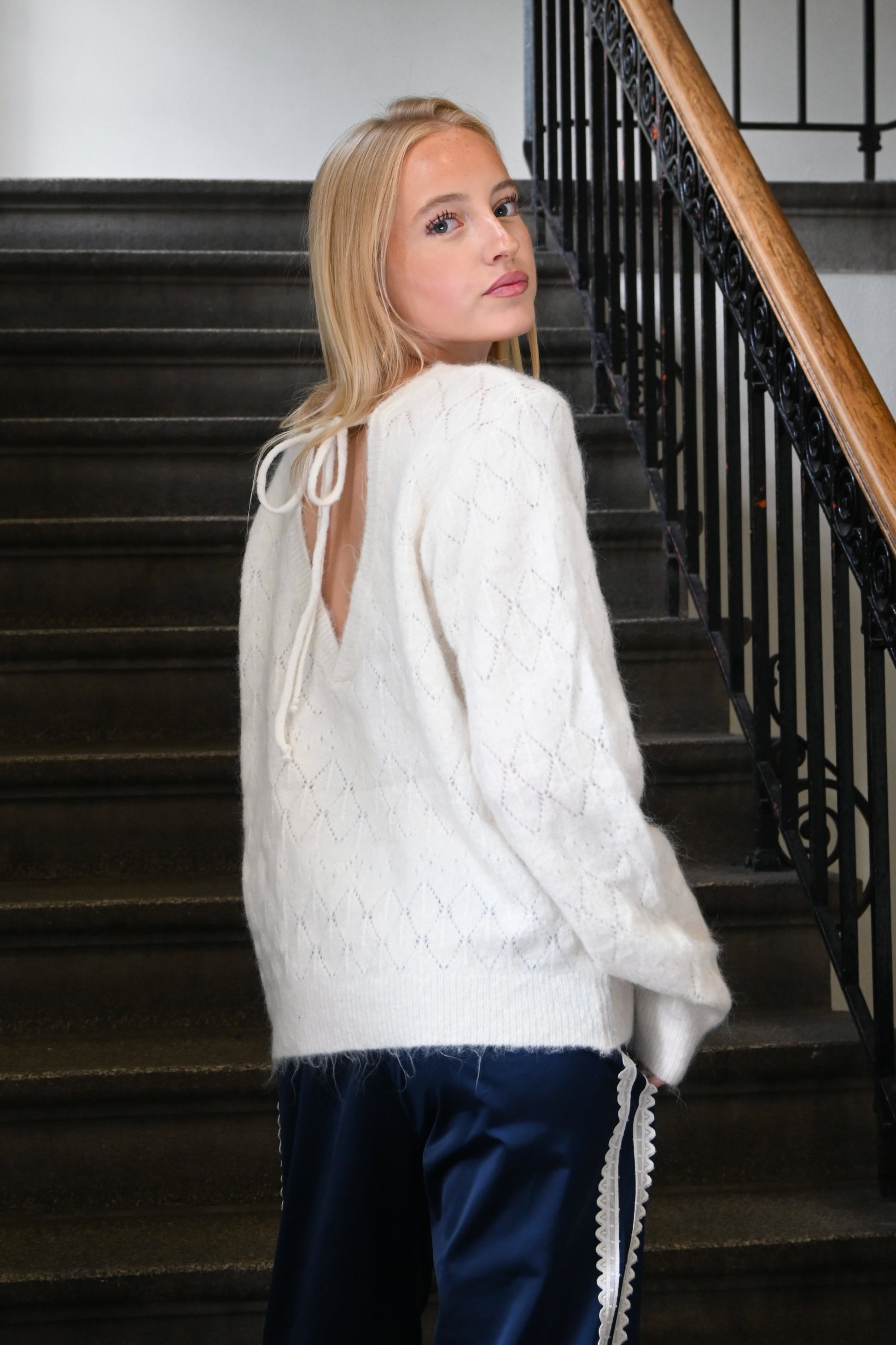 Belly knit - white