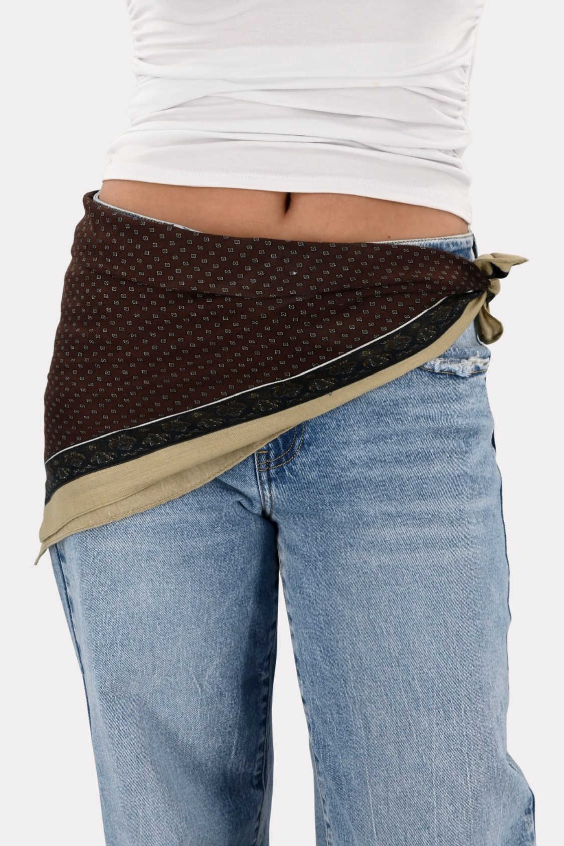 Rusty-bloom-scarf-brown-fashiontiger-