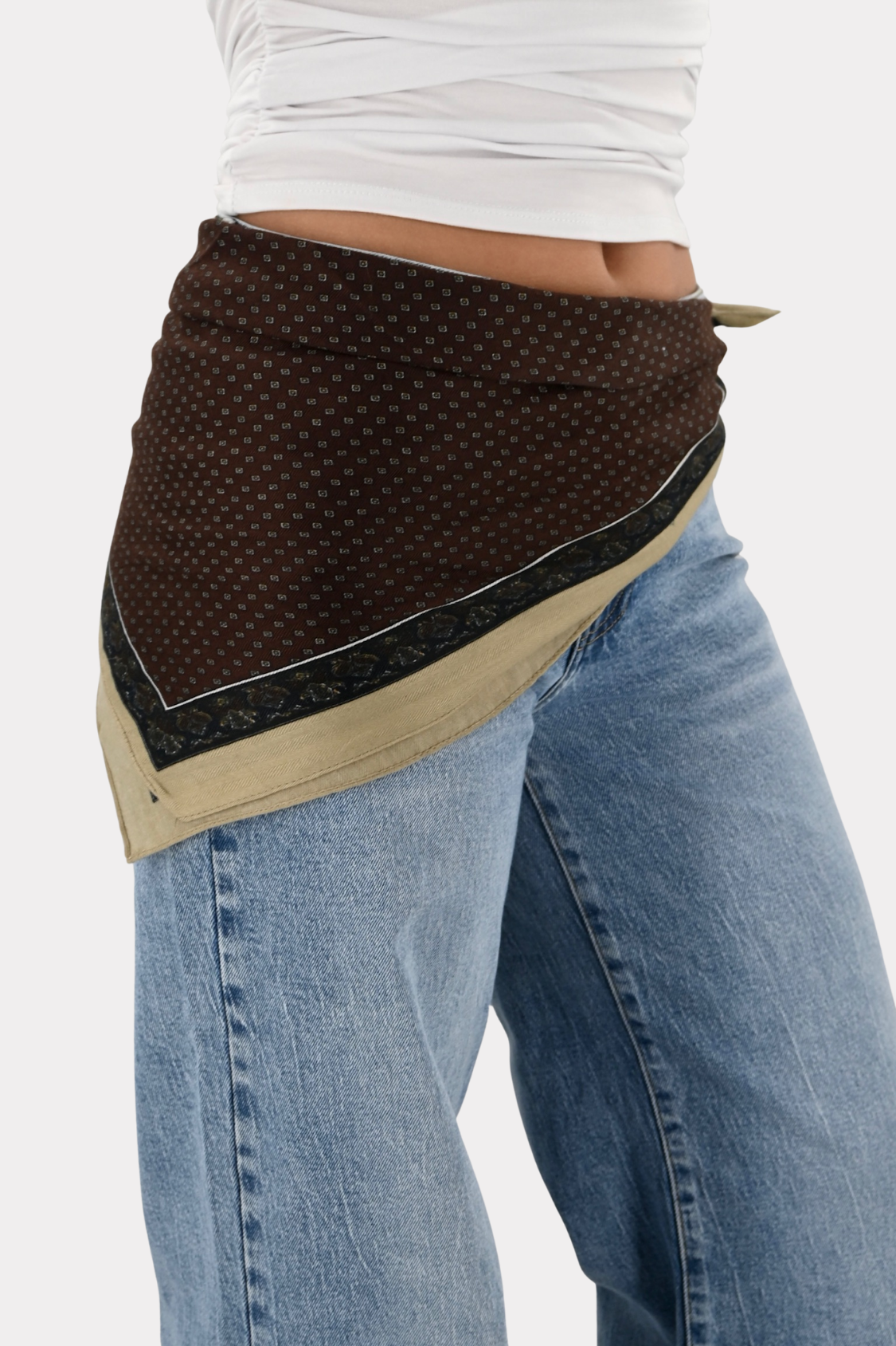 Rusty-bloom-scarf-brown-fashiontiger-2