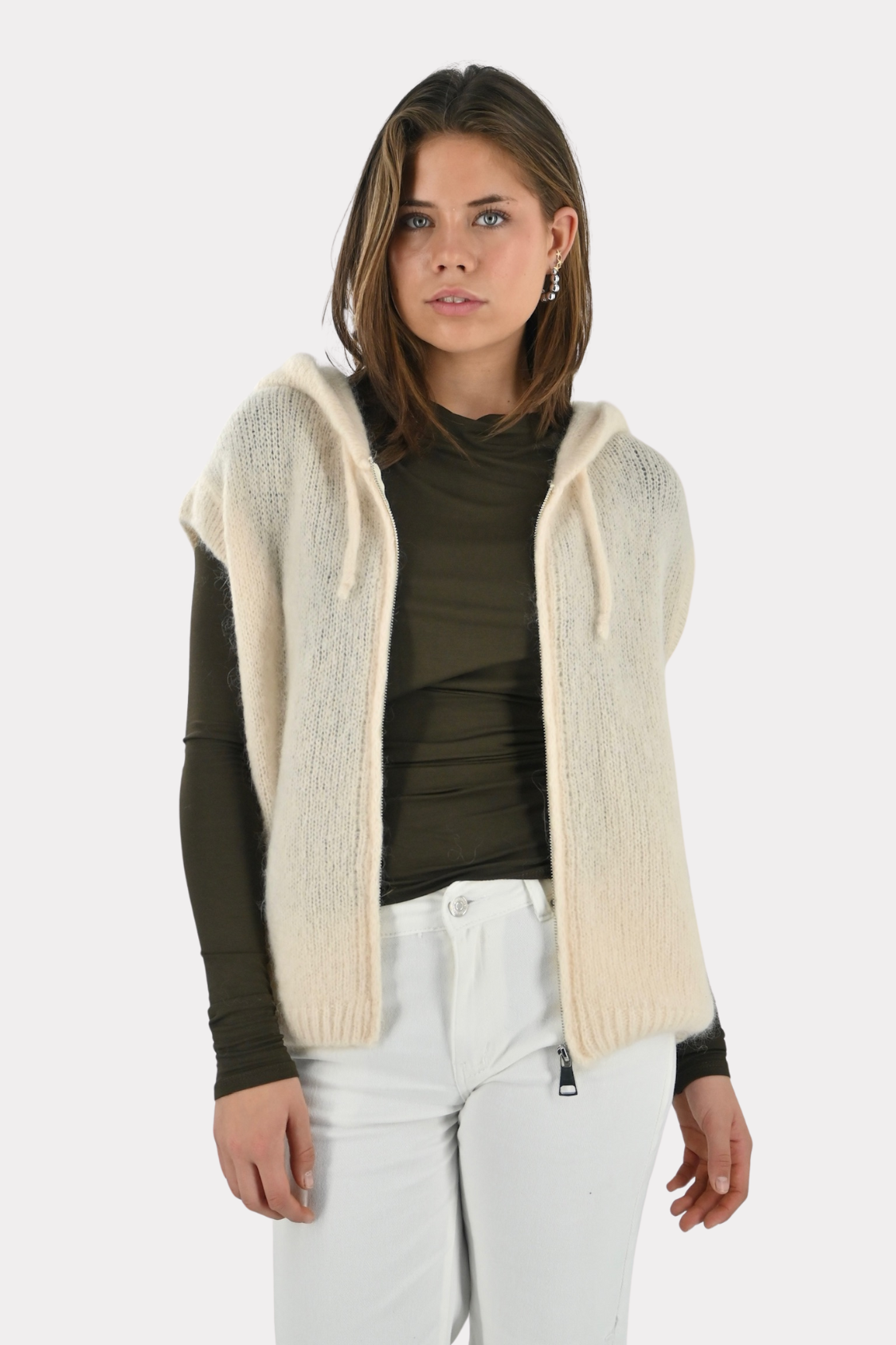 Anna-cardigan-creme-fashiontiger-1