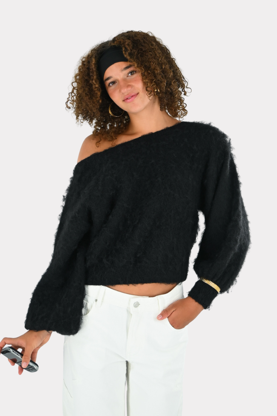 Maira off shoulder knit - black