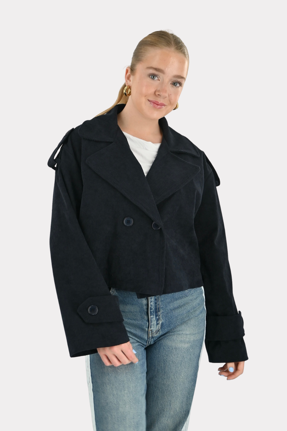 Sigrid-trenchcoat-navy-fashiontiger-1