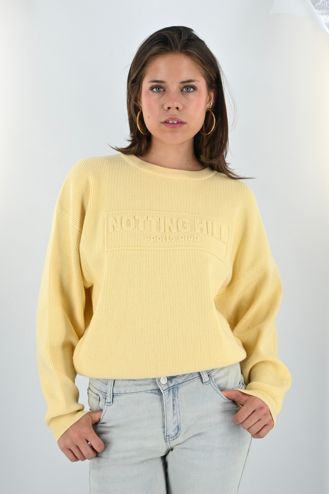 Notting-hill-sweater-yellow-fashiontiger