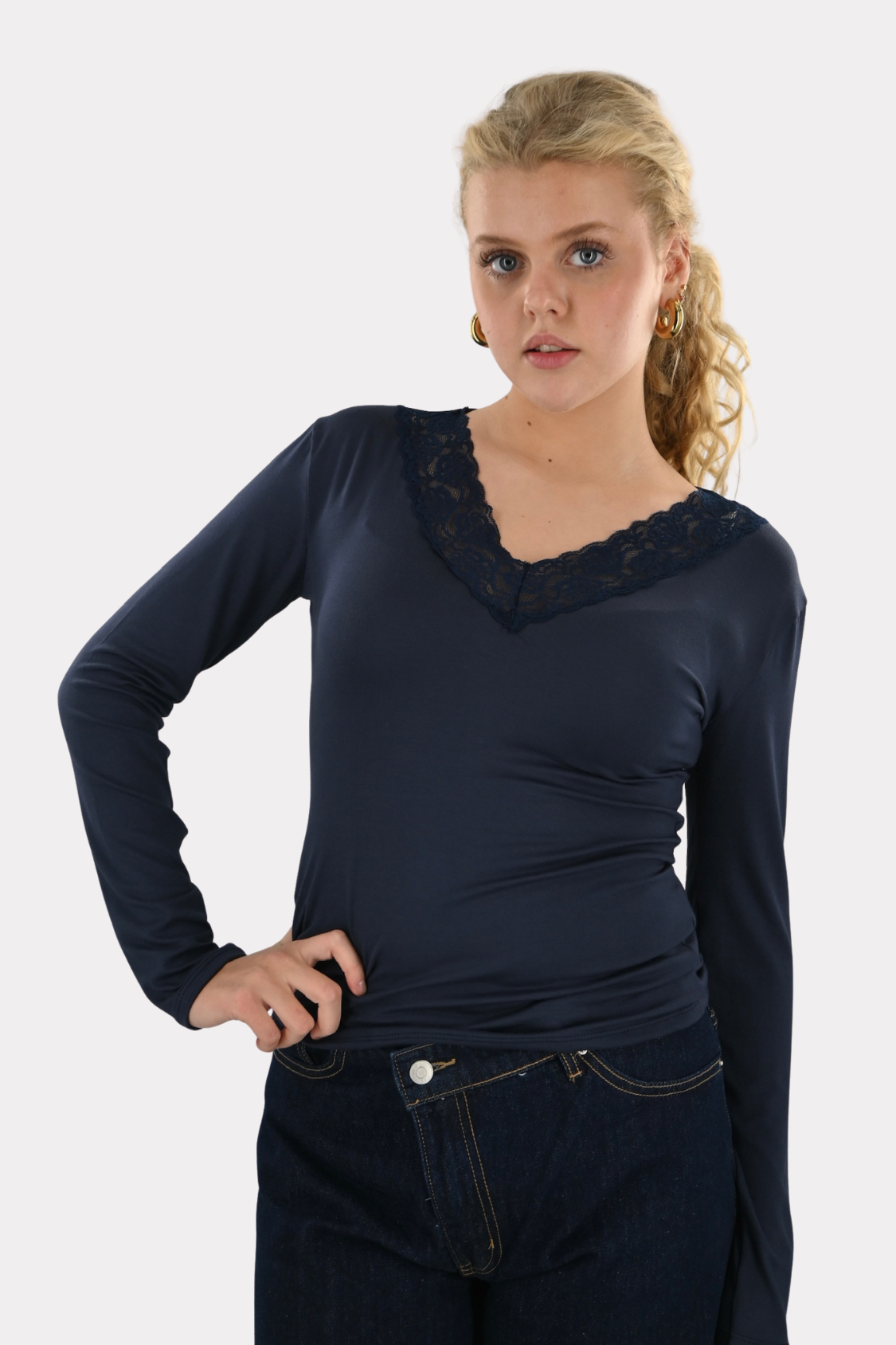 Ymke-top-navy-fashiontiger-2