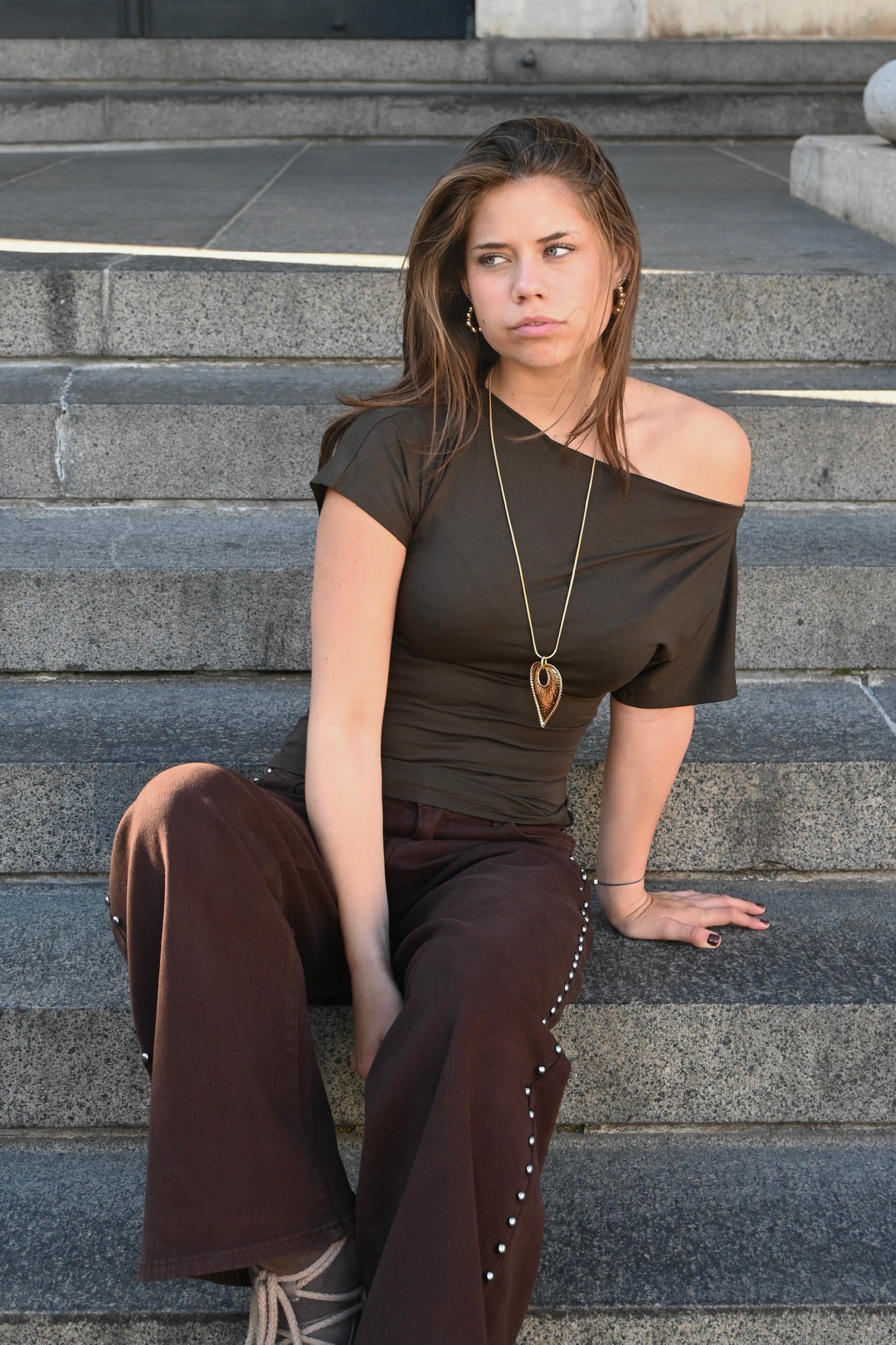 Hansje-top-donker-bruin-fashiontiger-6