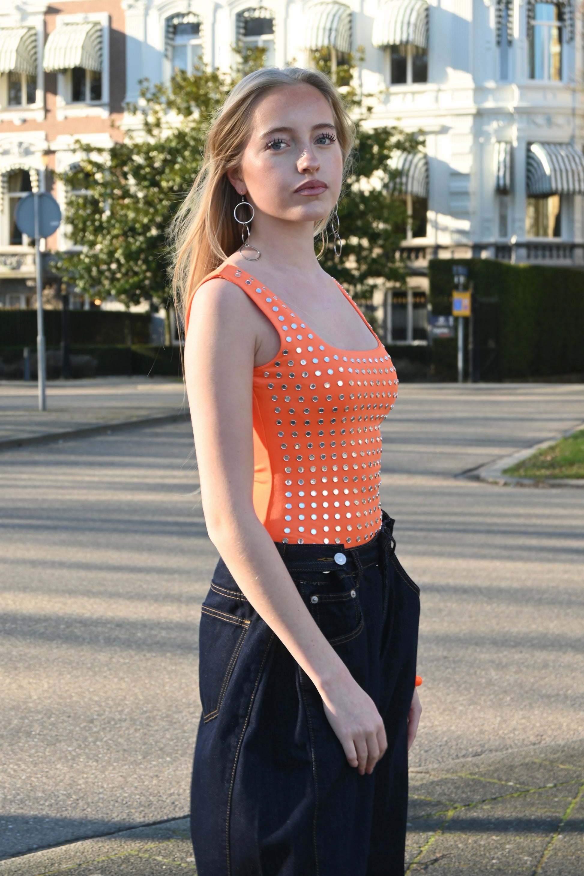 Amelie studded body - oranje - Fashiontiger 2