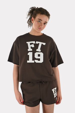 [photo_size]Gwen mesure 1,70 m et porte une taille S/M.[/photo_size]