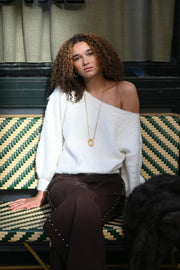 Maira-off-shoulder-knit-white-fashiontiger-3