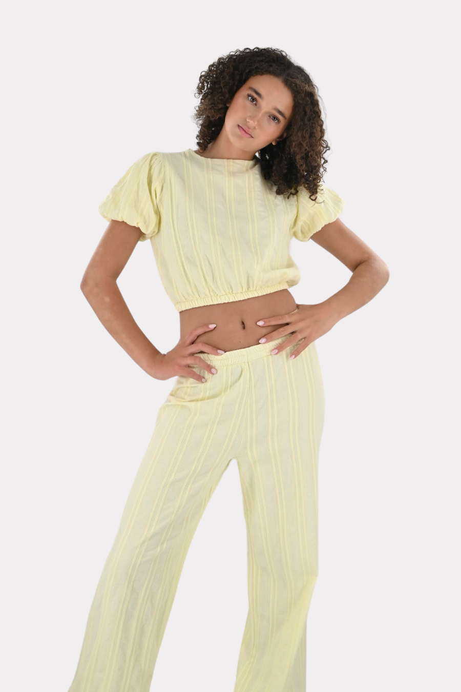 Fien_top_and_pants_pale_yellow_fashiontiger-3
