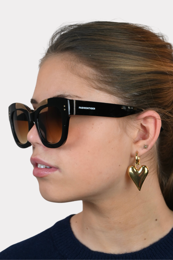 Glamour_sunnies_black_fashiontiger_3