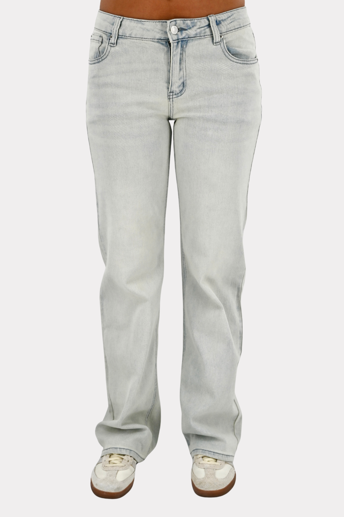 Hannah-wide-leg-jeans-licht-blauw-fashiontiger-1