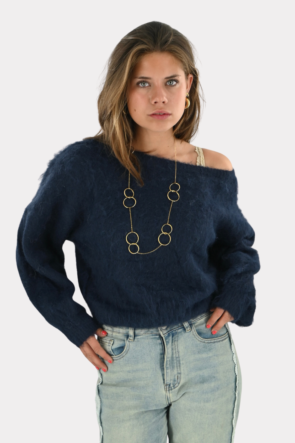 Maira-off-shoulder-knit-navy-Fashiontiger-2