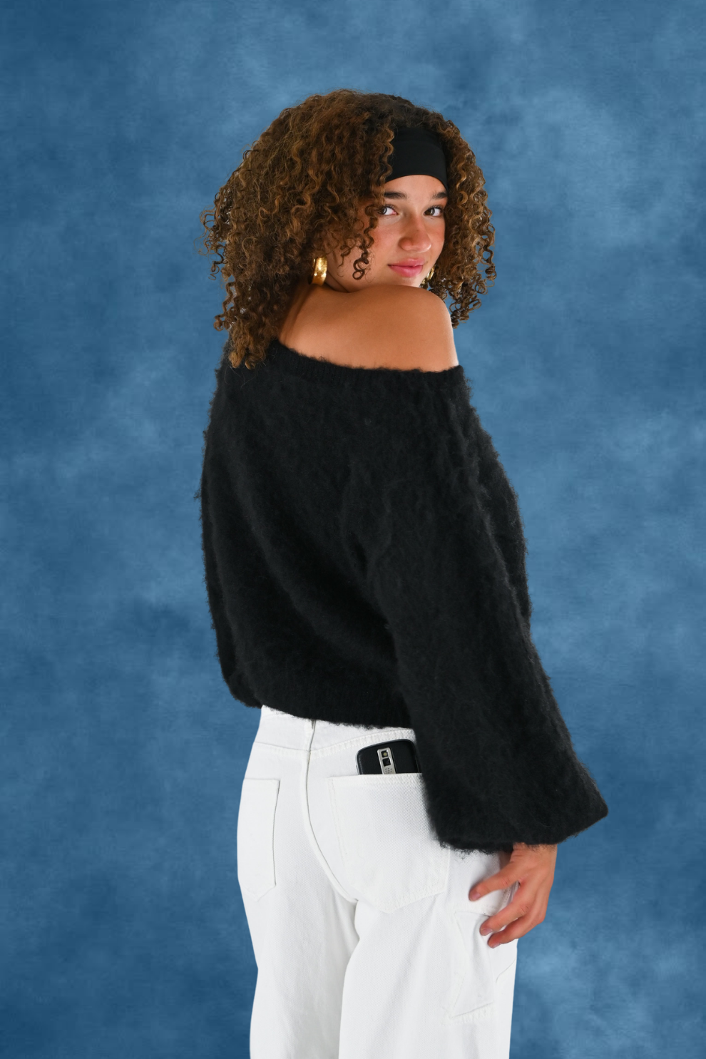 Maira off shoulder knit - black