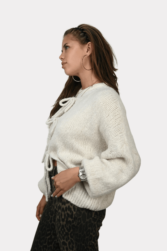 amy-knit-creme-fashiontiger-3