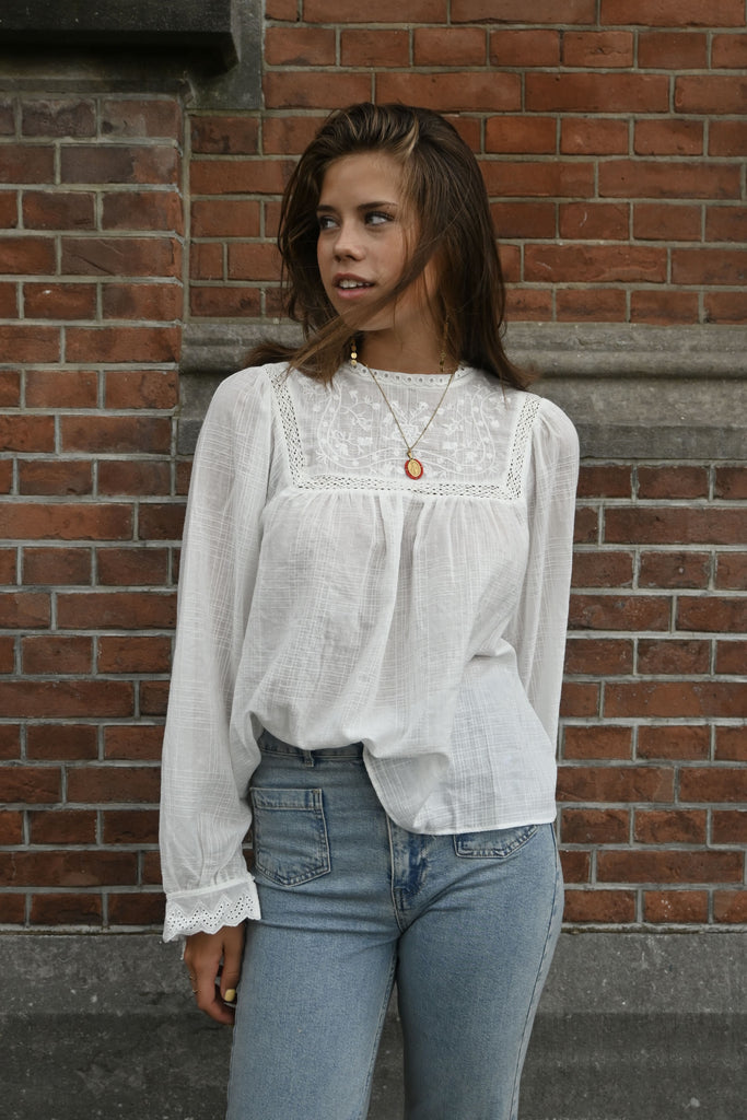 yara-blouse-white