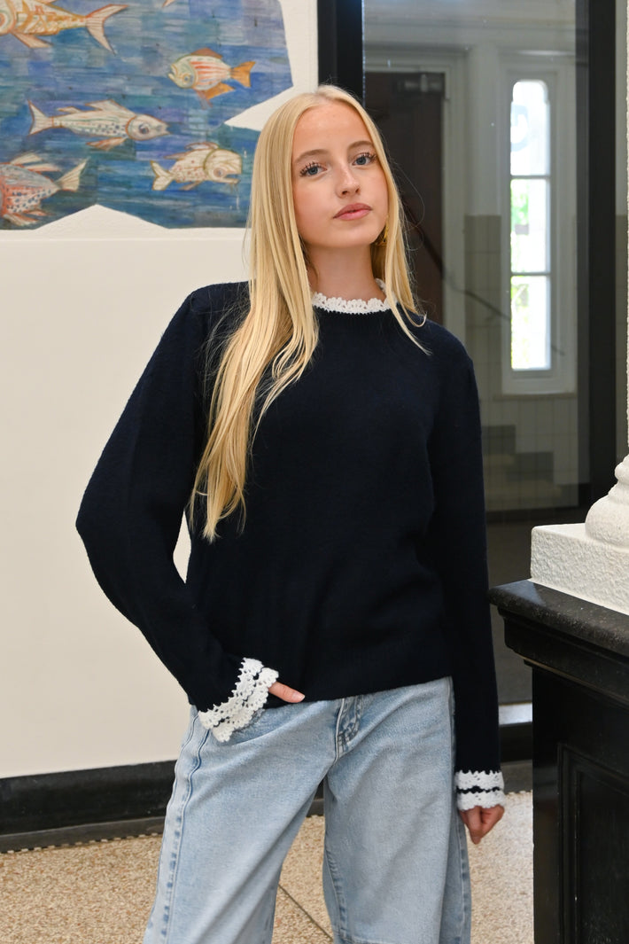 [photo_size]Milou mesure 1,66 m et porte une taille unique. Elle porte normalement du S/M.[photo_size]