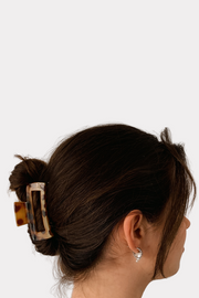 marie_hairclip_fashiontiger_1