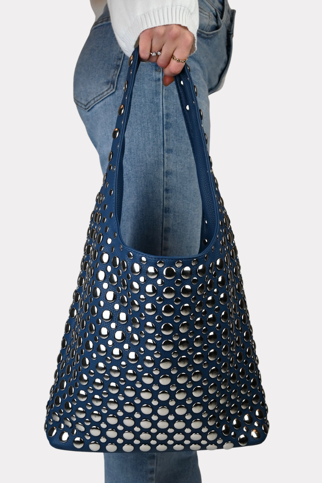 studded-bag-blauw-fashiontiger-1